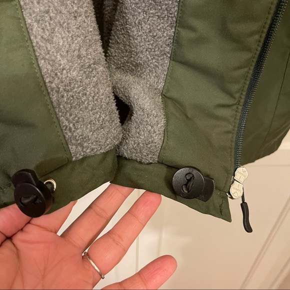Burberry Green Hooded Jacket - Picture 10 of 16